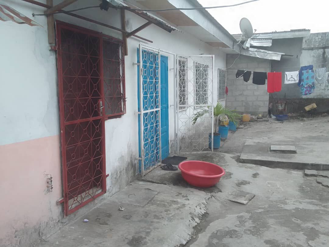 PARCELLE COMMERCIALE 