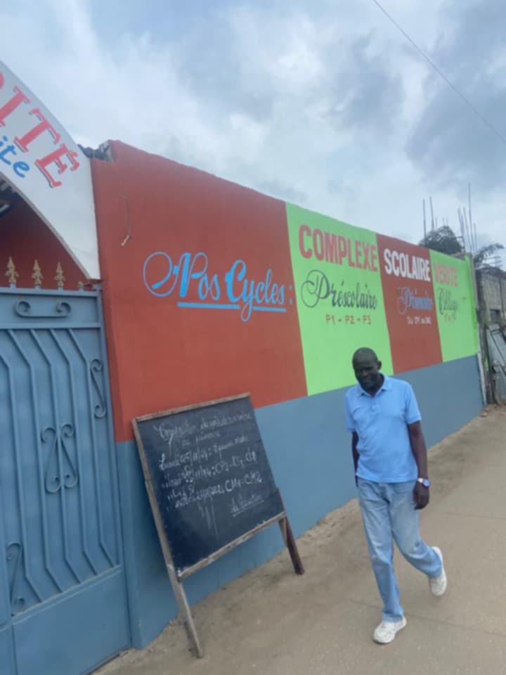 ECOLE A VENDRE 