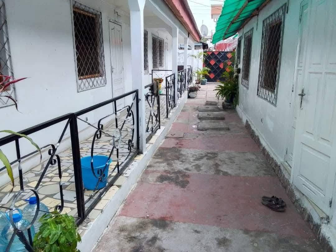 PARCELLE COMMERCIALE 