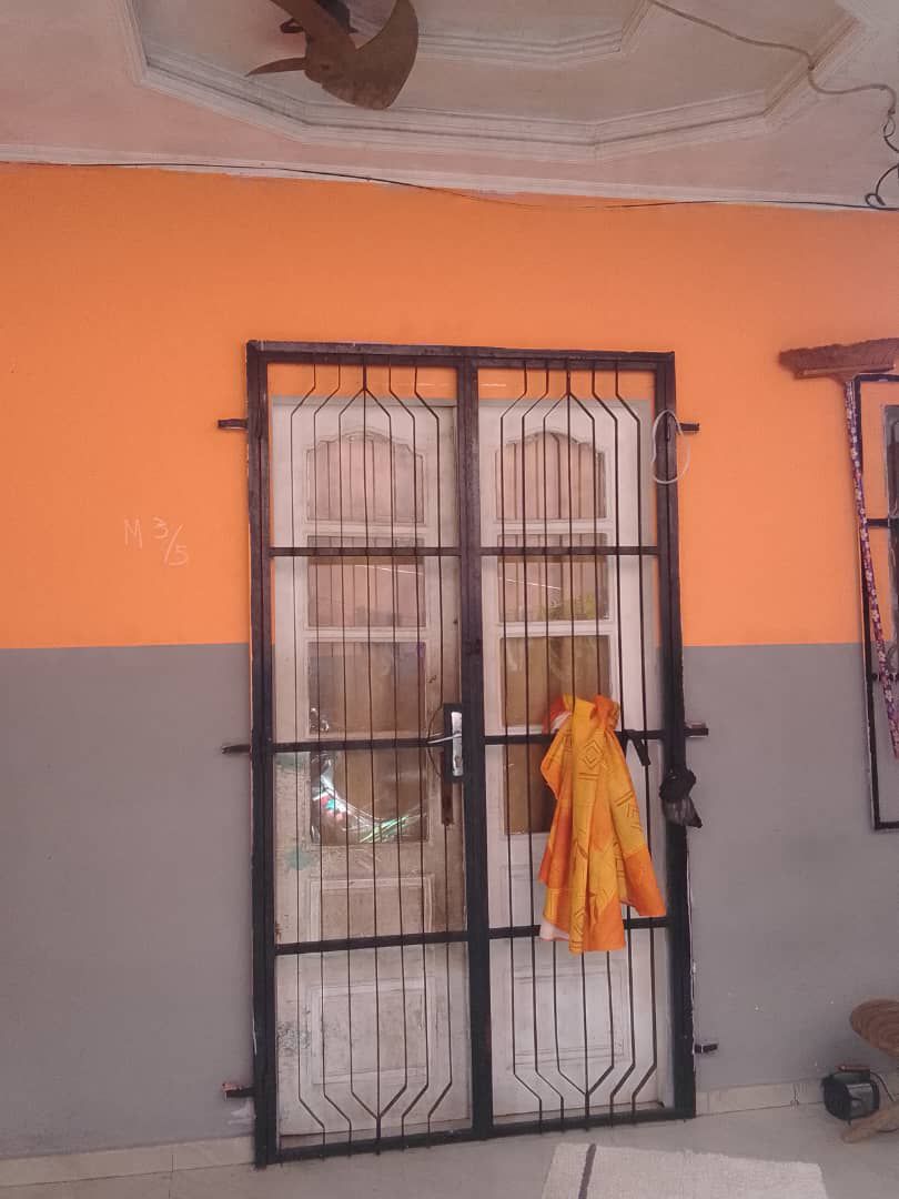 PARCELLE COMMERCIALE 