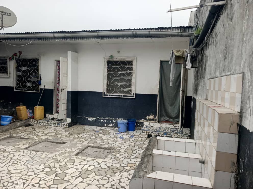 PARCELLE COMMERCIALE 