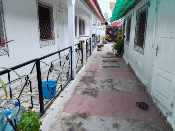 PARCELLE COMMERCIALE 