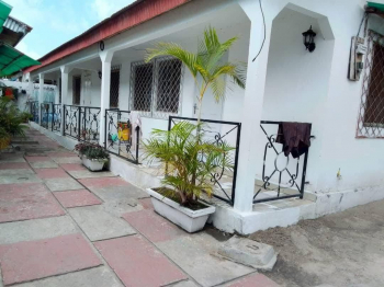 PARCELLE COMMERCIALE 