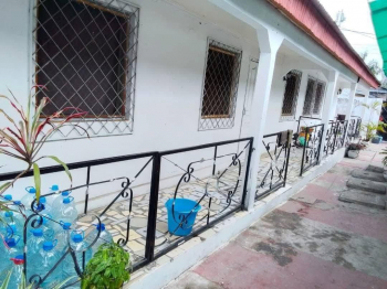 PARCELLE COMMERCIALE 